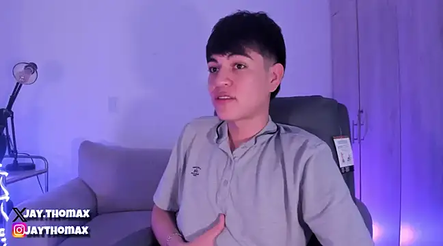 Snapshot of JaycoThomas chatting on January 30, 4:06 am JaycoThomas online show from January 30, 4:06 am