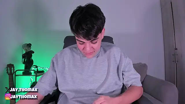 Snapshot of JaycoThomas chatting on January 31, 10:10 am JaycoThomas online show from January 31, 10:10 am