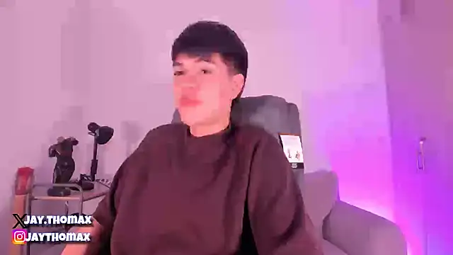 Snapshot of JaycoThomas chatting on February 4, 7:00 pm JaycoThomas online show from February 4, 7:00 pm