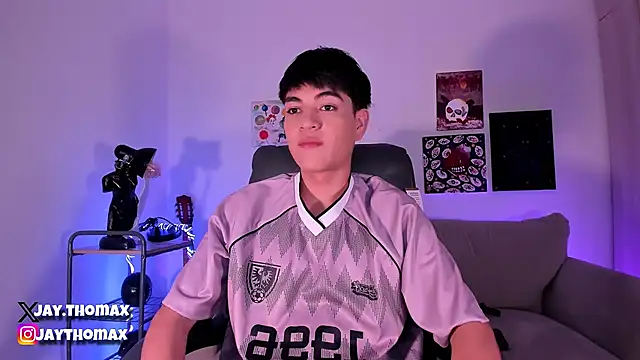 Snapshot of JaycoThomas chatting on February 21, 6:37 pm JaycoThomas online show from February 21, 6:37 pm