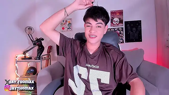 Snapshot of JaycoThomas chatting on March 4, 8:16 pm JaycoThomas online show from March 4, 8:16 pm