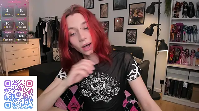 dani murrr online show from April 12, 8:25 pm