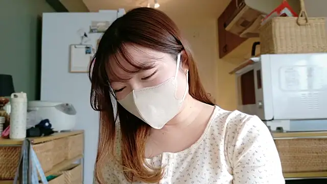  Yui  online show from October 3, 3:36 am