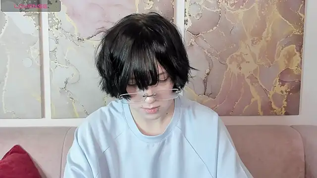 fiamoory online show from February 5, 1:21 am