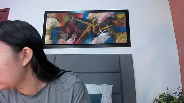 Snapshot of LaraGoldd chatting on January 31, 11:47 pm LaraGoldd online show from January 31, 11:47 pm