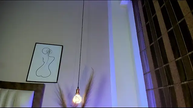 Snapshot of LaraGoldd chatting on March 2, 4:36 pm LaraGoldd online show from March 2, 4:36 pm