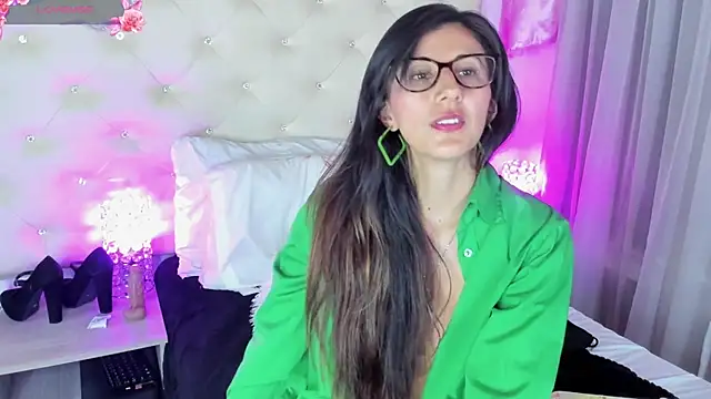  jade white  online show from March 10, 3:41 pm