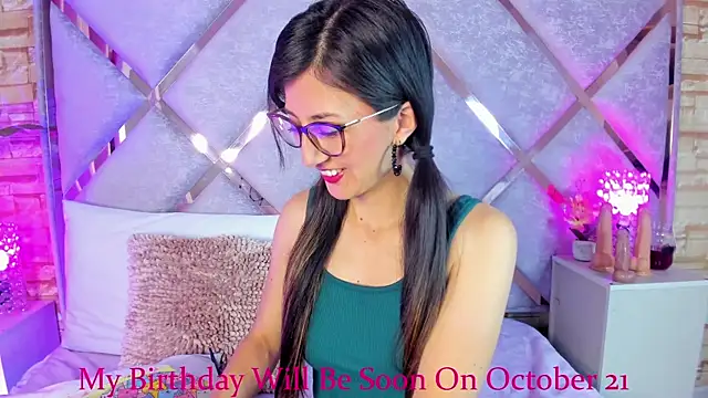  jade white  online show from September 16, 1:12 pm