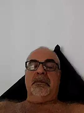 Snapshot of Satiro_Sevilla chatting on September 16, 9:38 pm Satiro Sevilla online show from September 16, 9:38 pm