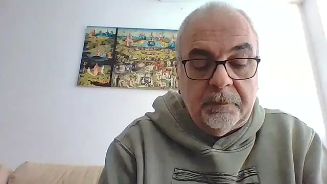 Snapshot of Satiro_Sevilla chatting on November 26, 10:27 am Satiro Sevilla online show from November 26, 10:27 am