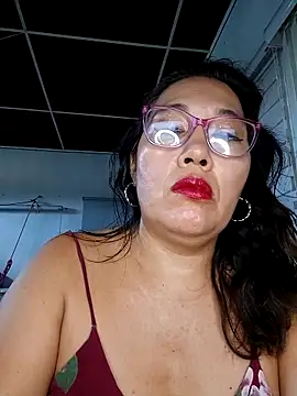 anniecoopeer online show from February 17, 8:58 pm