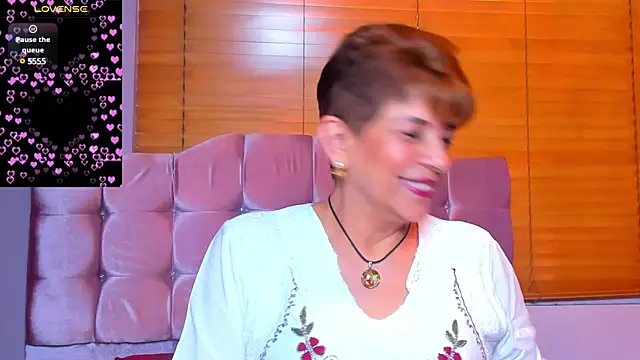 Snapshot of Angelina_Stone_65 chatting on January 26, 7:20 pm Angelina Stone 65 online show from January 26, 7:20 pm