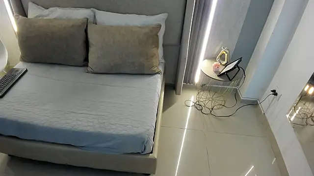 Snapshot of NairobiLee chatting on November 18, 11:47 am NairobiLee online show from November 18, 11:47 am