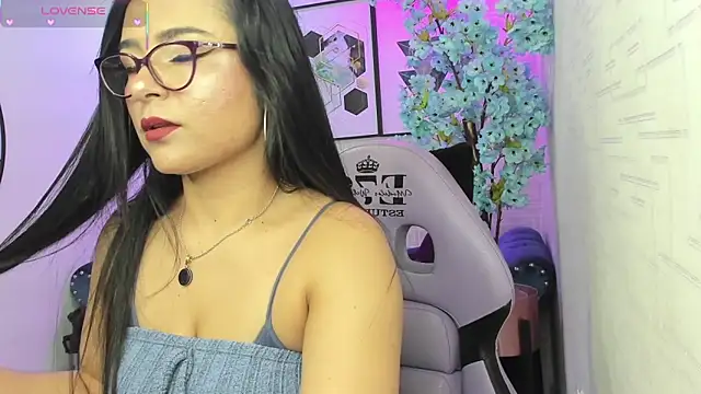 Tiara rr online show from February 1, 11:53 am