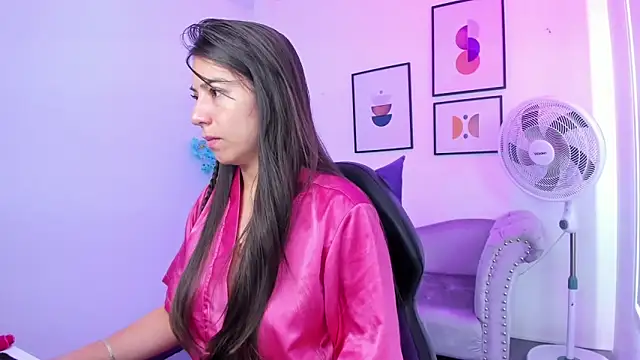 Ema louis  online show from January 19, 12:39 pm