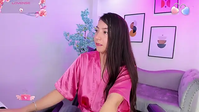 Ema louis  online show from February 20, 3:41 pm