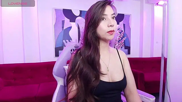 Ema louis  online show from February 27, 12:45 pm