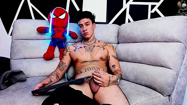 Snapshot of JUSTIN_FULLER1 chatting on March 20, 12:19 am JUSTIN FULLER1 online show from March 20, 12:19 am