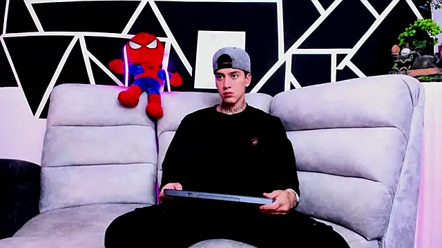 Snapshot of JUSTIN_FULLER1 chatting on March 20, 6:53 pm JUSTIN FULLER1 online show from March 20, 6:53 pm