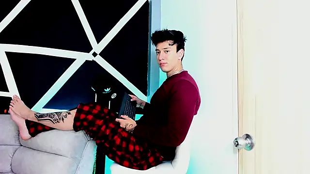 Snapshot of JUSTIN_FULLER1 chatting on October 8, 2:58 pm JUSTIN FULLER1 online show from October 8, 2:58 pm