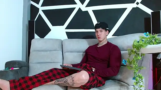 Snapshot of JUSTIN_FULLER1 chatting on November 21, 9:57 pm JUSTIN FULLER1 online show from November 21, 9:57 pm