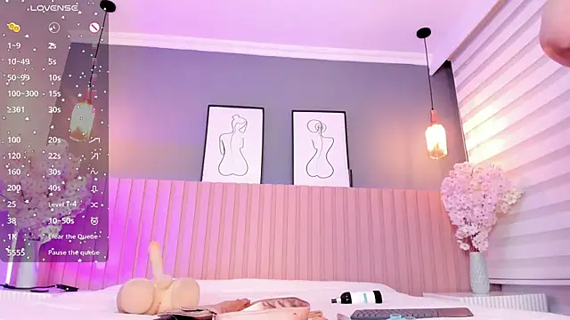 babee sophie online show from December 2, 4:07 am