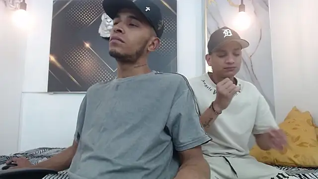 JordanAndAndrew online show from January 6, 9:29 pm