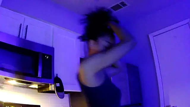 redbonejada online show from February 5, 4:11 pm