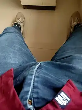 Snapshot of MrNick74 chatting on December 18, 12:22 pm MrNick74 online show from December 18, 12:22 pm