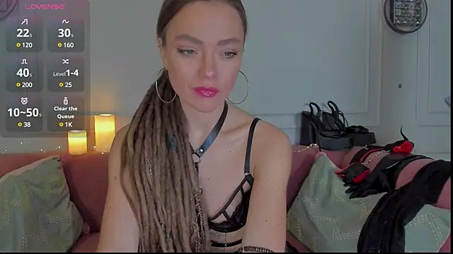 KellyFouler online show from February 15, 7:38 am