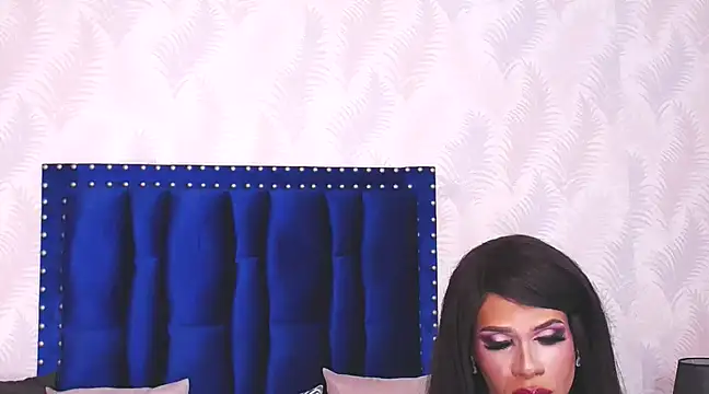 Snapshot of AddictivextS chatting on February 16, 11:37 pm AddictivextS online show from February 16, 11:37 pm