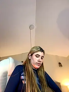 ARITOO  online show from December 7, 11:40 am