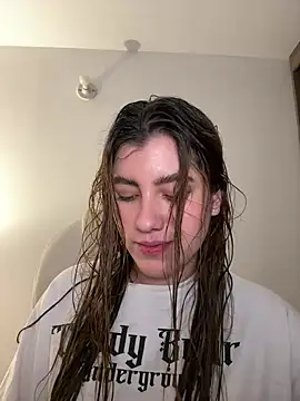 ARITOO  online show from March 12, 3:24 am