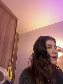 ARITOO  online show from May 15, 11:56 pm
