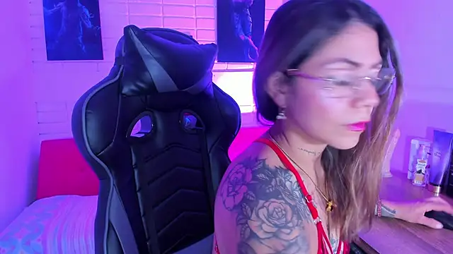 Anna  Spencer online show from February 2, 12:57 pm