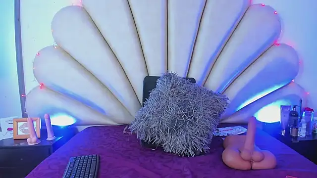 Anna  Spencer online show from February 13, 12:43 pm