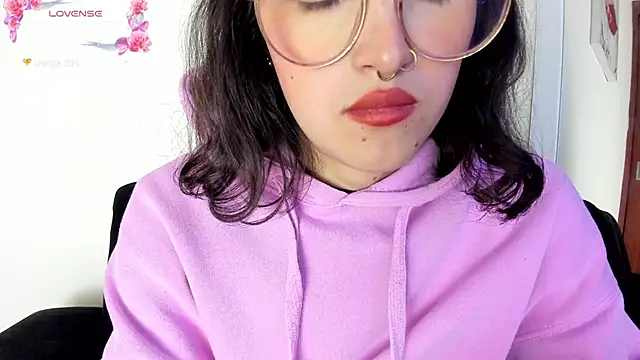 Snapshot of its__angelica_ chatting on January 28, 10:01 pm its angelica online show from January 28, 10:01 pm