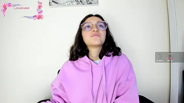 Snapshot of its__angelica_ chatting on January 31, 10:21 pm its angelica online show from January 31, 10:21 pm