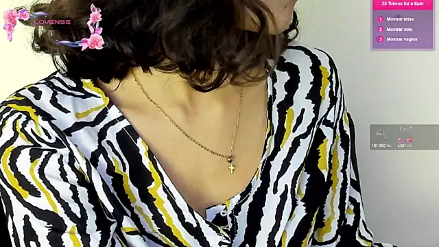 Snapshot of its__angelica_ chatting on February 22, 10:52 pm its angelica online show from February 22, 10:52 pm