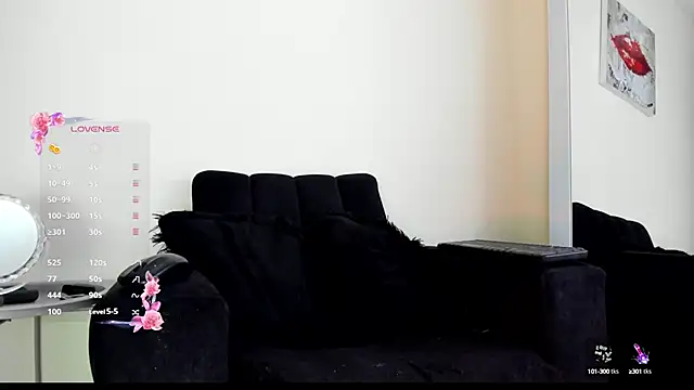 its  angelica  online show from October 23, 7:23 pm