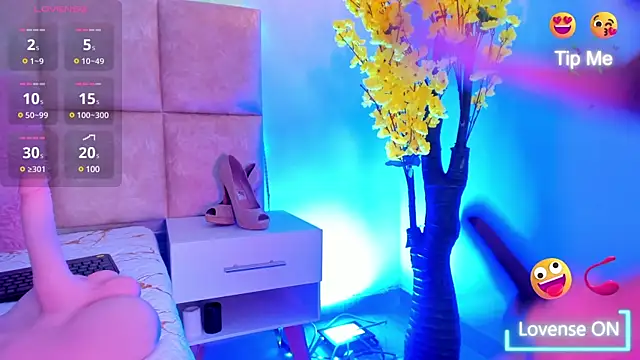 Snapshot of Doyeon_Dae chatting on February 9, 2:38 am Doyeon Dae online show from February 9, 2:38 am