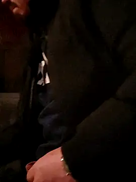 Snapshot of HungJonny99 chatting on November 23, 2:00 am HungJonny99 online show from November 23, 2:00 am