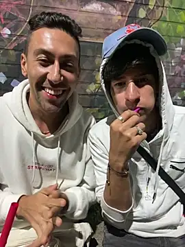 Snapshot of dantedesirexx chatting on September 17, 4:03 am dantedesirexx online show from September 17, 4:03 am