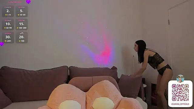 flora off online show from January 19, 7:34 am