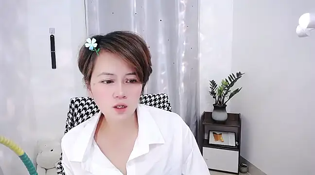 Fan ting online show from February 25, 12:55 pm