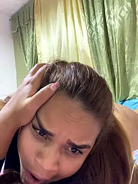 Snapshot of Evabigass chatting on October 24, 10:17 pm Evabigass online show from October 24, 10:17 pm