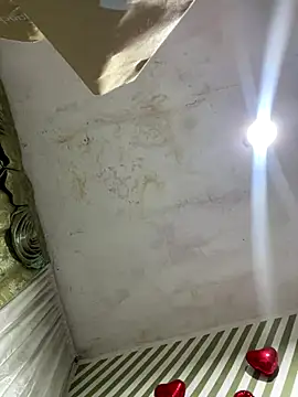 Snapshot of Evabigass chatting on December 19, 6:04 pm Evabigass online show from December 19, 6:04 pm