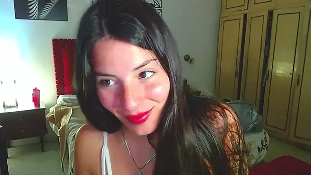 Snapshot of Alma-Mora chatting on November 14, 10:07 pm Alma-Mora online show from November 14, 10:07 pm