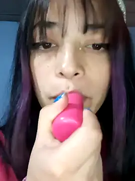 Snapshot of Elvishcassie_ chatting on January 29, 1:27 am Elvishcassie online show from January 29, 1:27 am