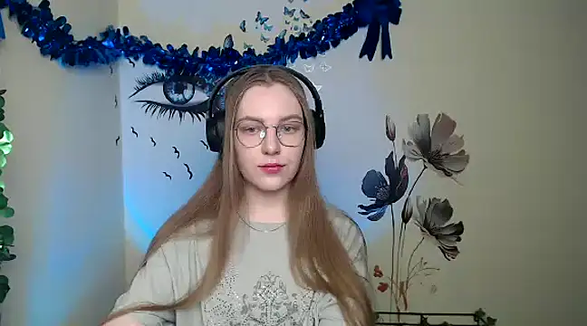 Snapshot of _AlMamiyy_ chatting on January 6, 7:56 pm AlMamiyy online show from January 6, 7:56 pm